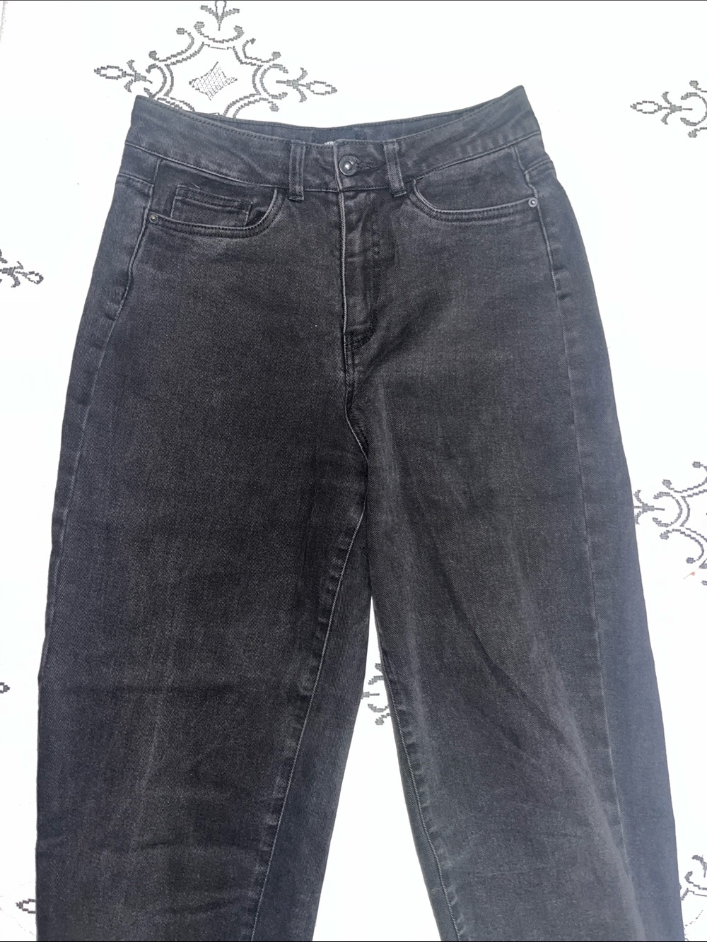 Barrel Leg High-Rise Black Women’s Jeans